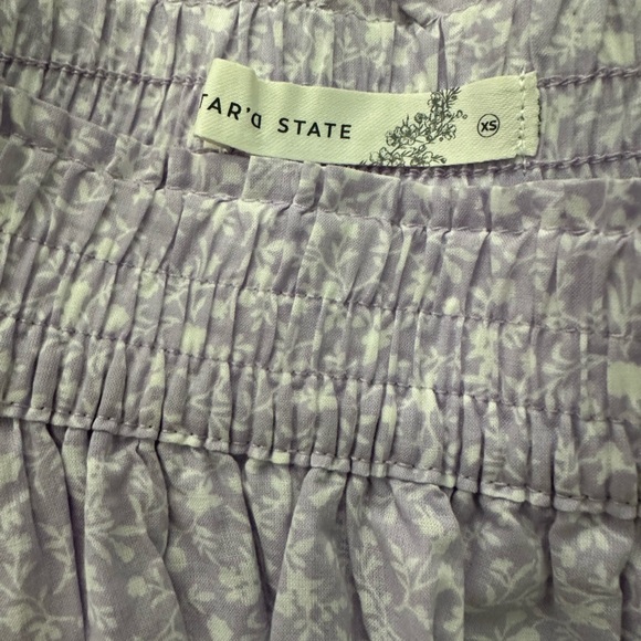 Altar’d State Raleigh Lace Ruffle Shorts - Picture 3 of 4